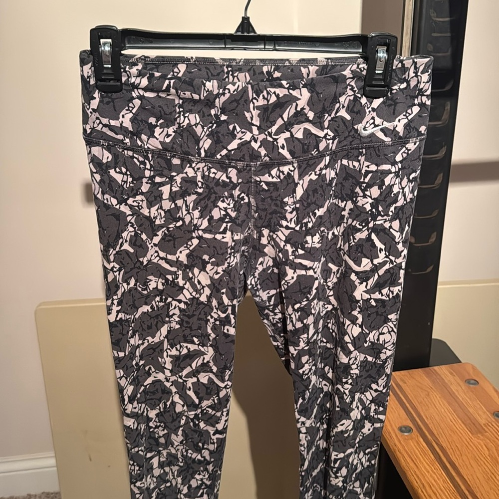 Nike dry fit leggings